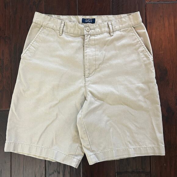 Austin Clothing Co. Men's Khaki shorts Flat front 9" inseam preppy Minimalist - Picture 1 of 8